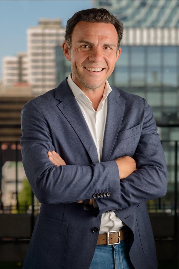 José María Baños, CEO de Let's Law, fotografiado en su despacho del Paseo de la Castellana, Madrid
